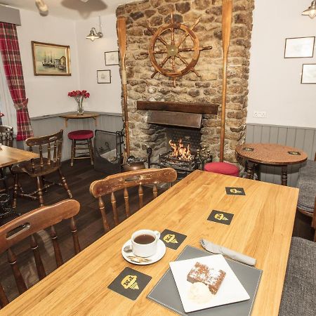 The Lord Nelson Pub And Accommodation Bridport Extérieur photo